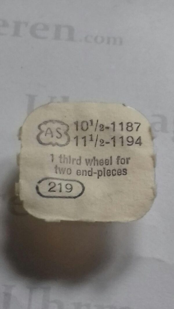 AS Cal. 1187 - 219. Third wheel for two end pieces. NOS.