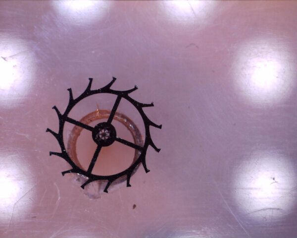 OMEGA 470-1305 Escape wheel pivoted.