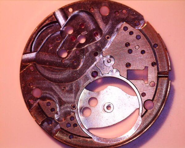 OMEGA 560-1000 Plate.