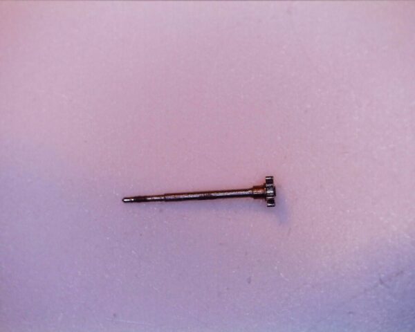 OMEGA 560-1253D  Centre second pinion.