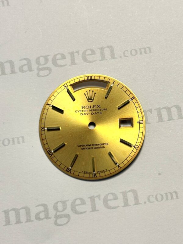 Rolex Day-Date dial, Champagne. Fits ref 18038 and 18238. (K1-R3-1)