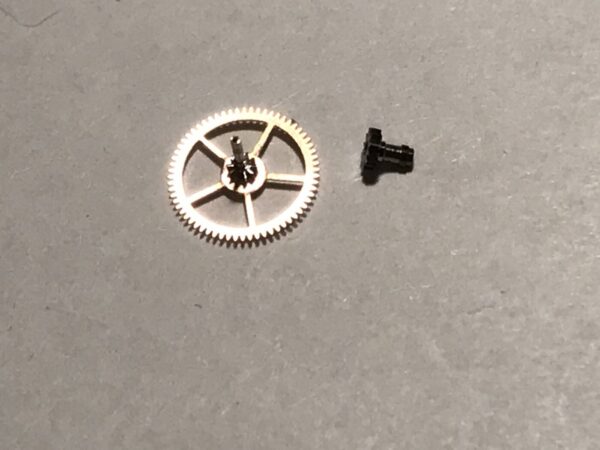 OMEGA 351-1224 Centre wheel with cannon pinon.