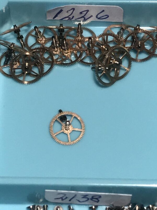 OMEGA 455-1224 Centre wheel with cannon pinion