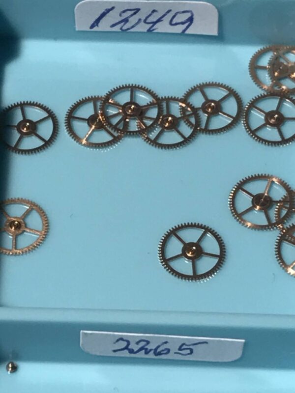 OMEGA 455-1249 Driving wheel over third wheel