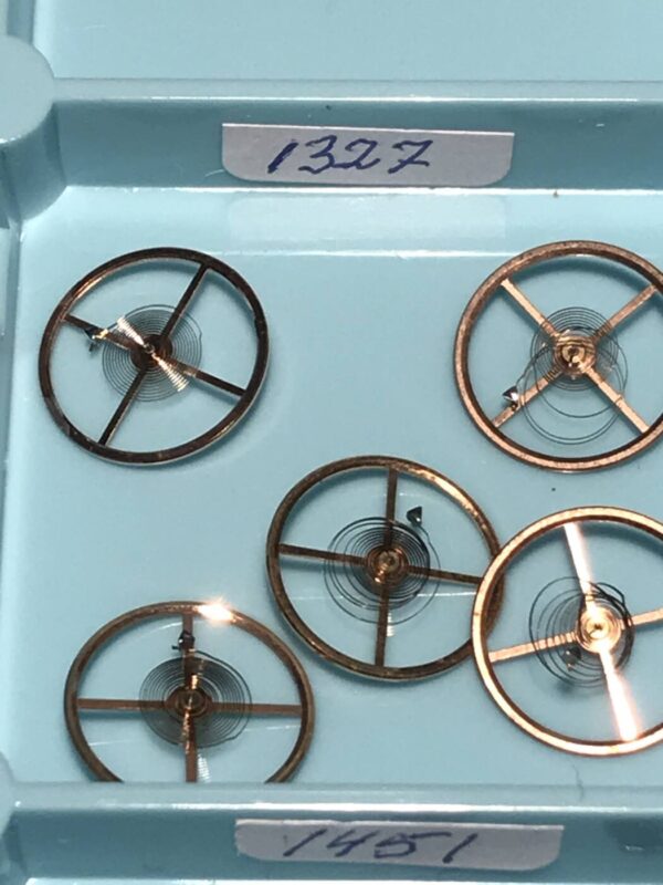 OMEGA 550-1327 Balance with hairspring regulated